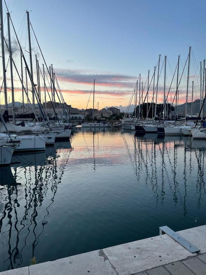 Terrazza Alla Cala Palermo Buitenkant foto